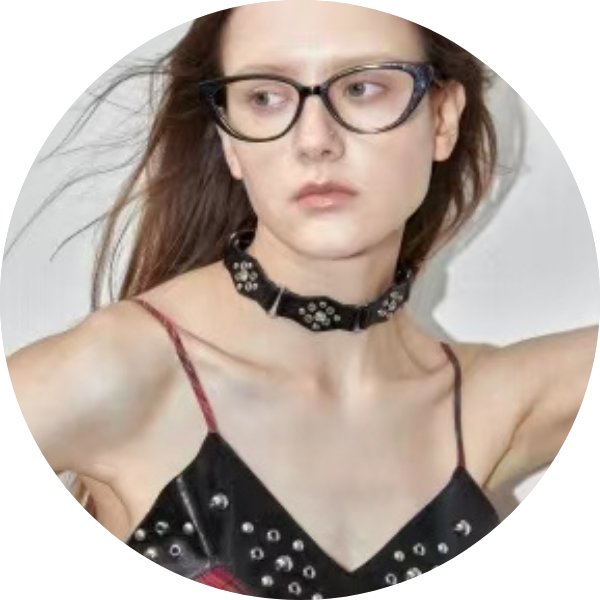 Cami-Top mit Farbblock-Krawattendetail – Y2K Slim Fit Ästhetik