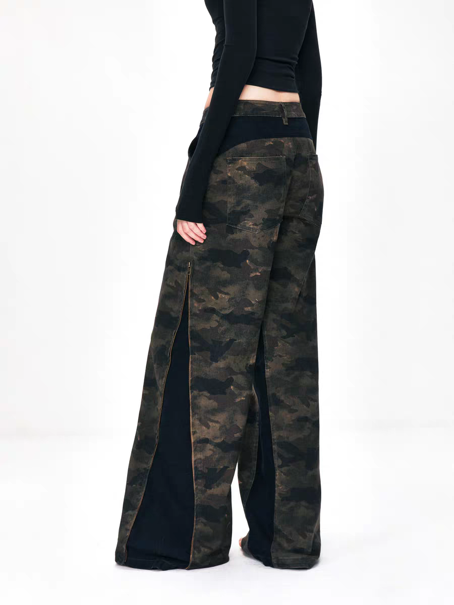 Camouflage-Hose mit weitem Bein und geteiltem Saum