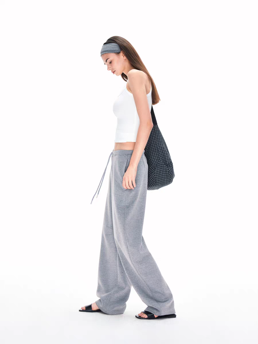 Jogginghose mit niedriger Taille und weitem Bein