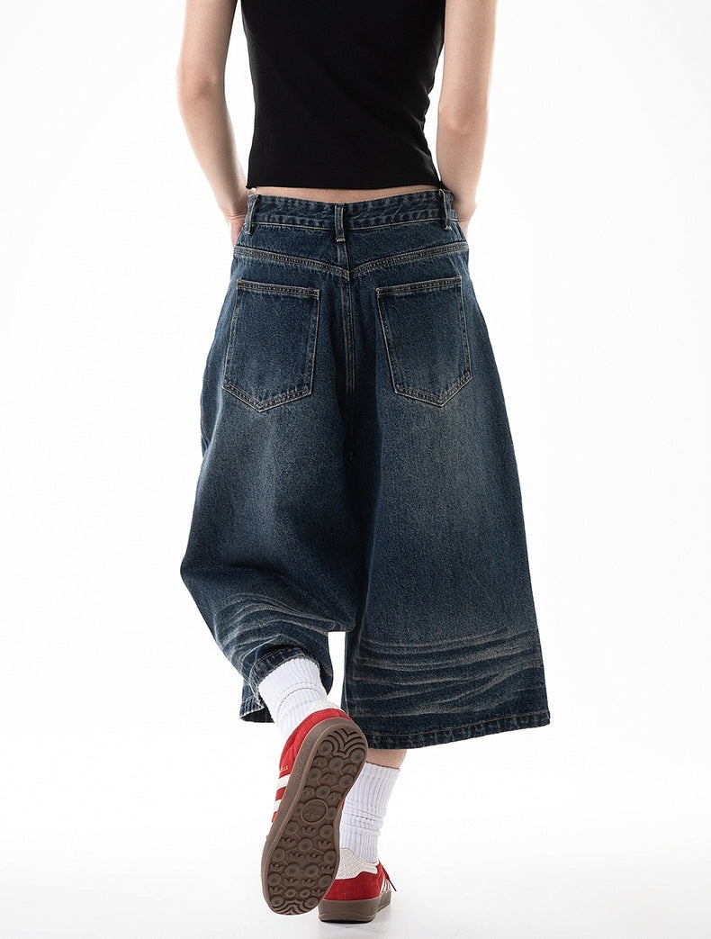 Dunkel gewaschene Retro-Jeanshose mit weitem Bein – Vintage Skater Blue