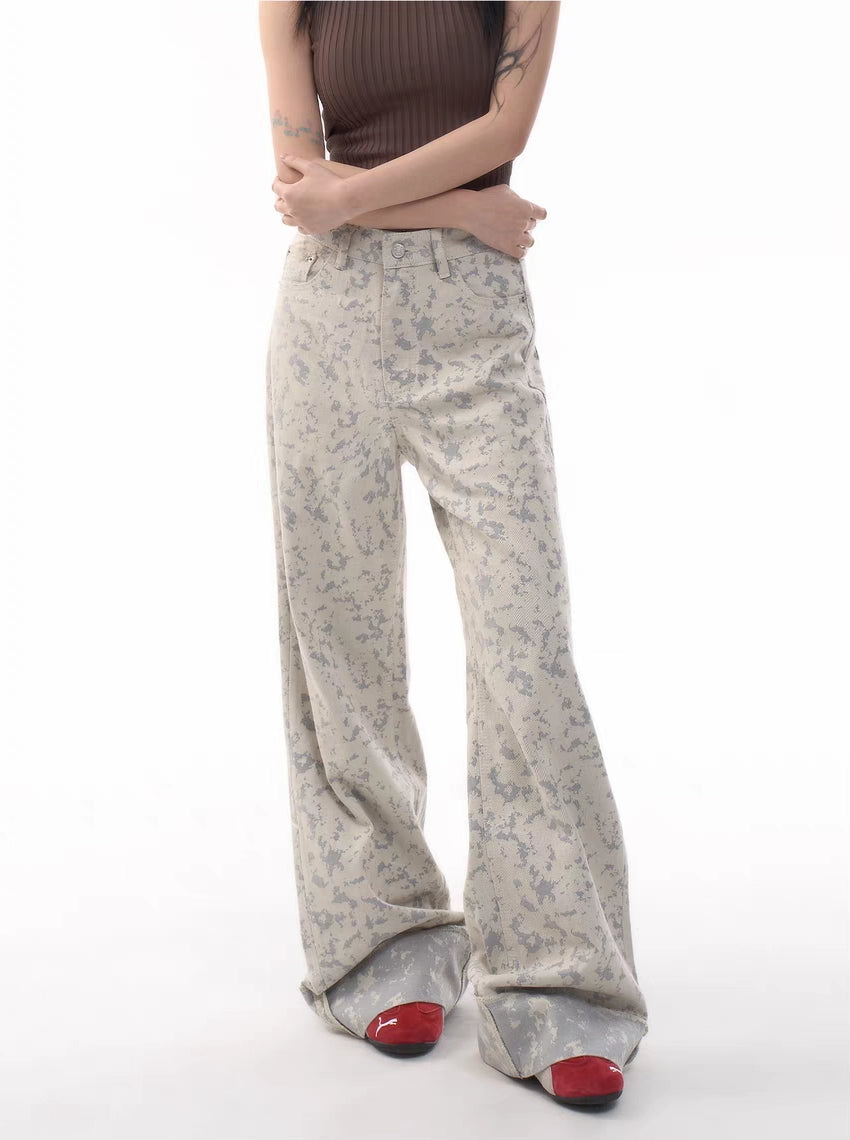 Jeans mit weitem Bein und Digital-Camouflagemuster – Sand Pixel