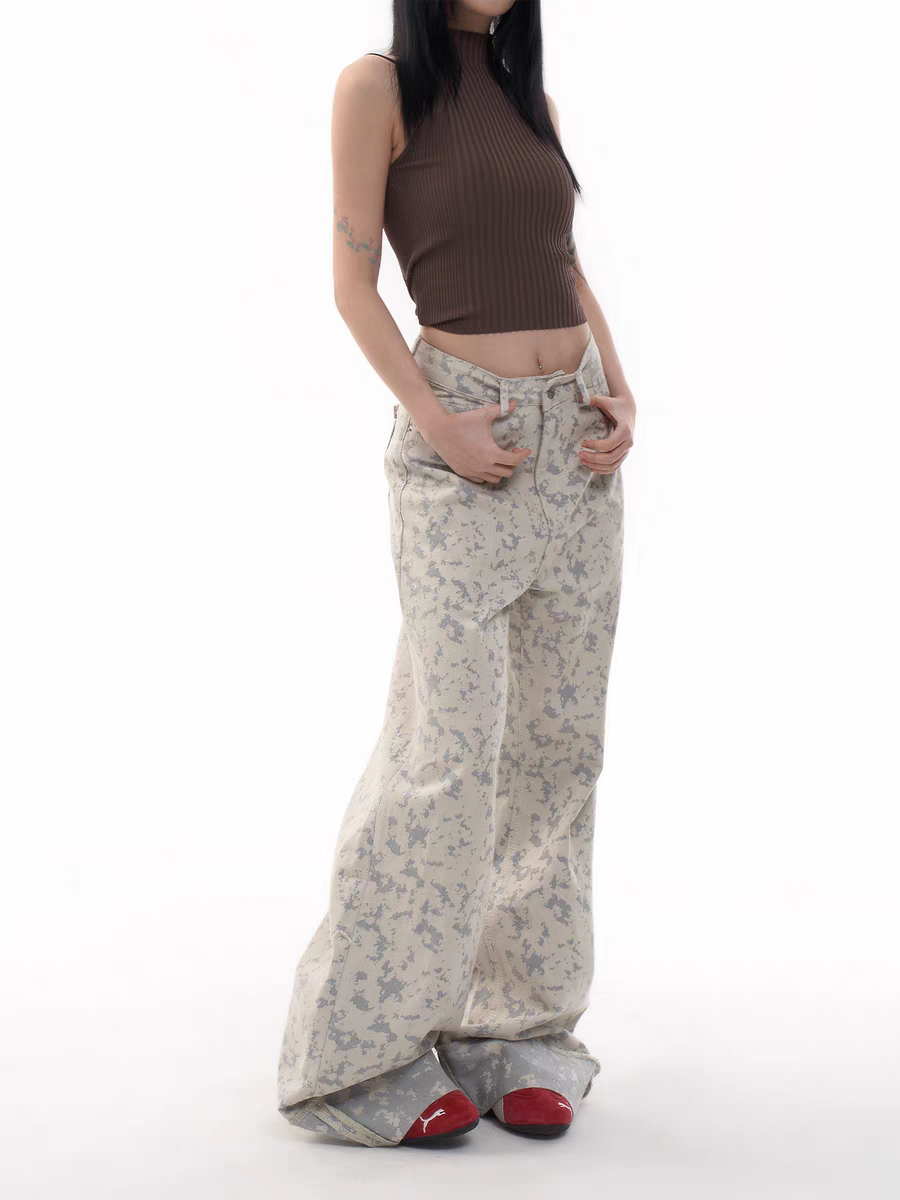 Jeans mit weitem Bein und Digital-Camouflagemuster – Sand Pixel