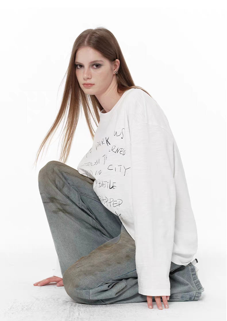 Camiseta de manga larga con grafiti urbano – Boceto blanco