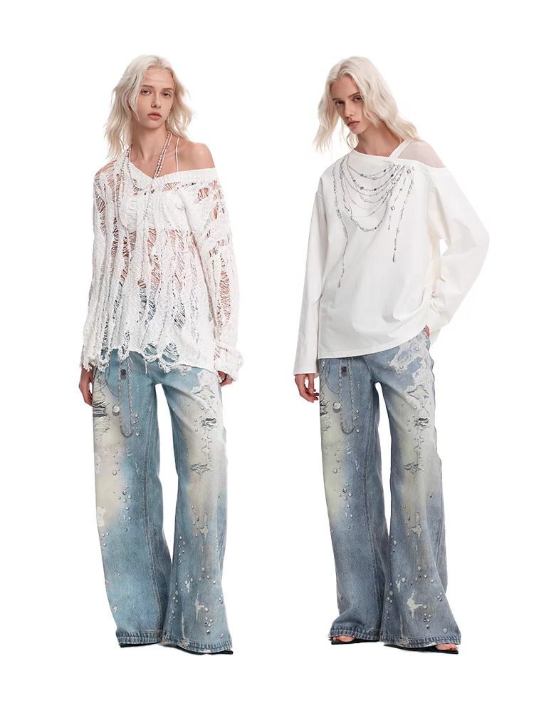 Verwaschene Jeans mit weitem Bein und Strass-Kettendetail