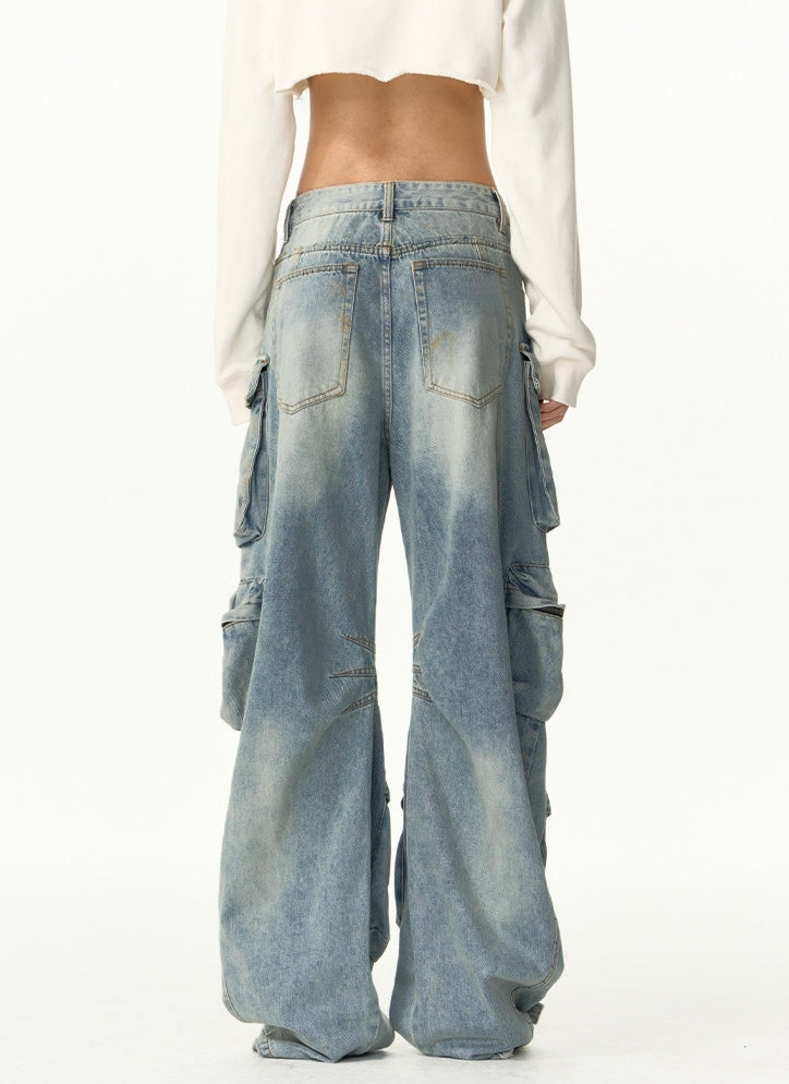 Heavy-Distressed-Cargojeans mit mehreren Taschen