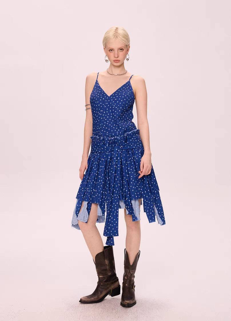 Asymmetrisches Midikleid im Vintage-Stil mit Punkten