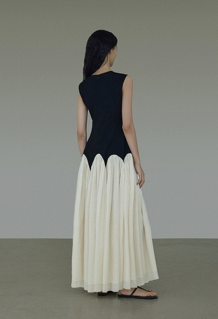 Two-Tone Sleeveless Flowy Maxi Dress