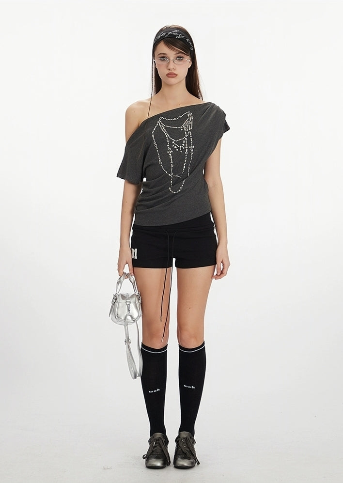 Asymmetric Strap Contrast Binding Top