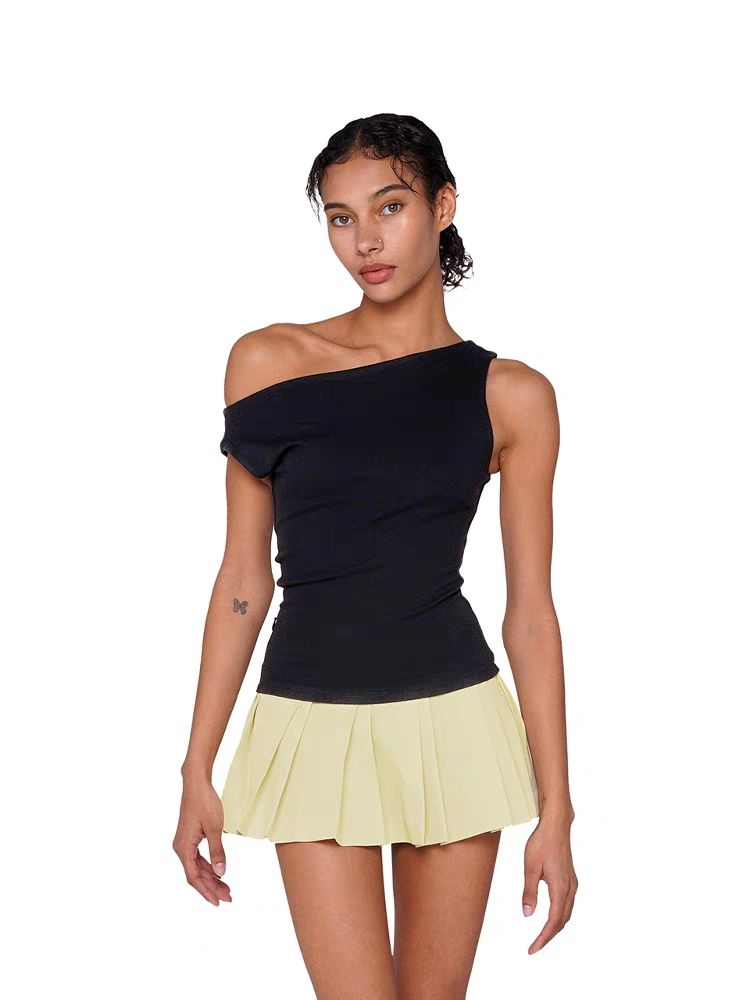 Asymmetric Shoulder Pleated Mini Dress