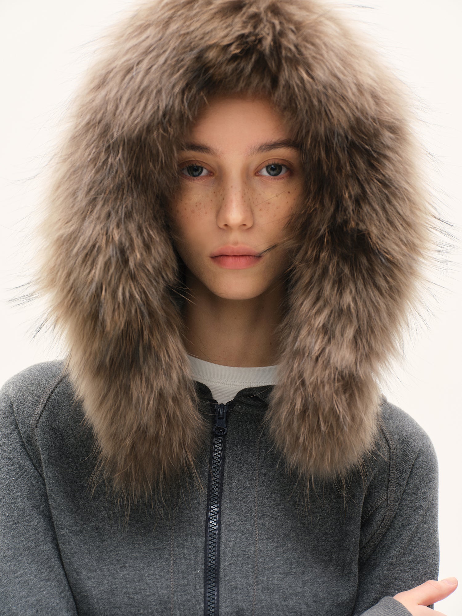 Faux-Fur Trim Fitted Zip Hoodie