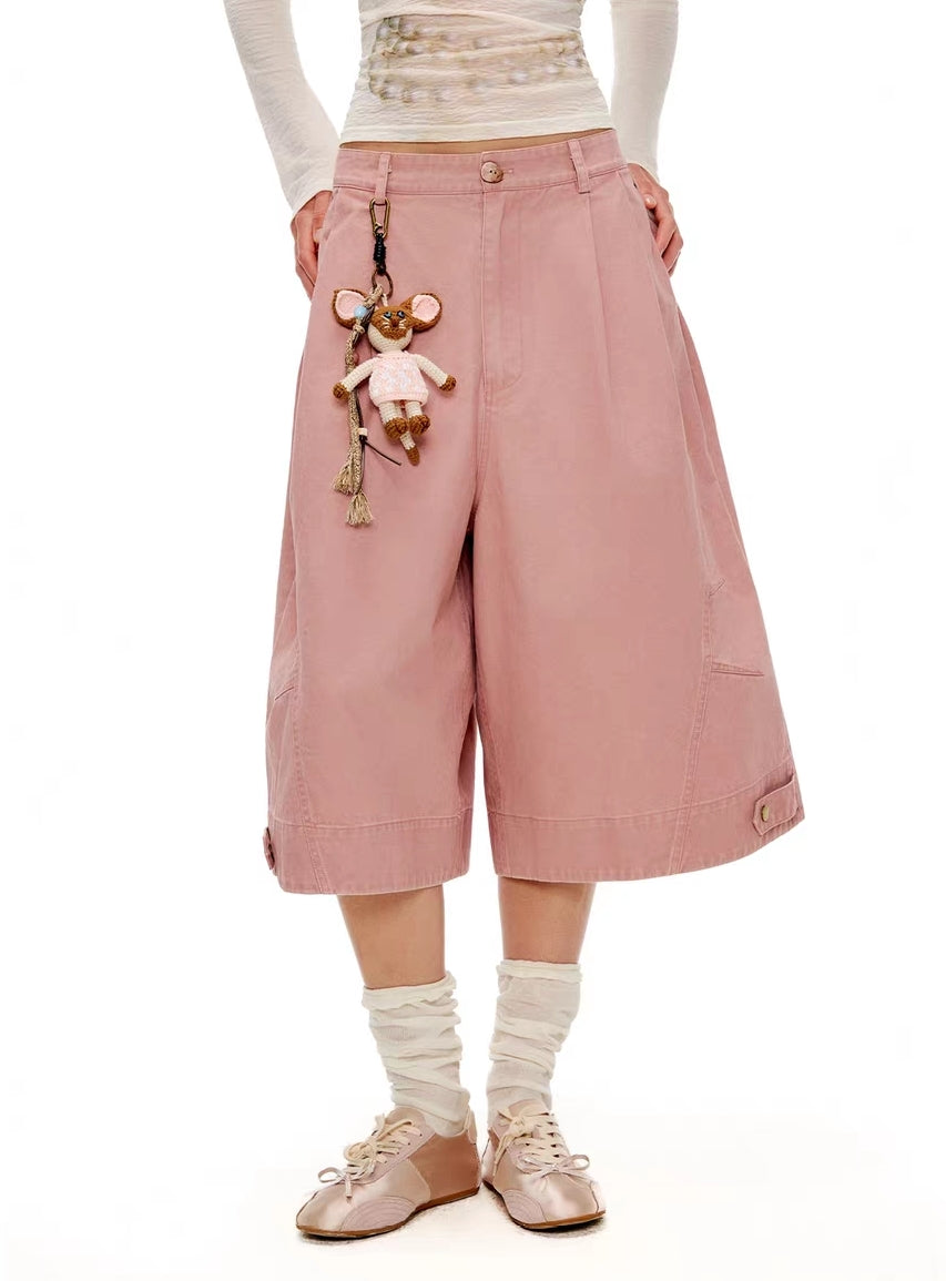 Dusty pink cotton wide-leg Bermuda culottes, front view